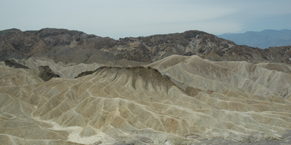 Zabriskie Point dans la vallée de la mort