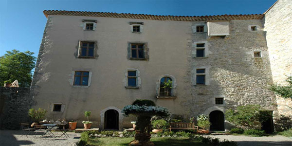 Le château du Cros - plateau du Larzac