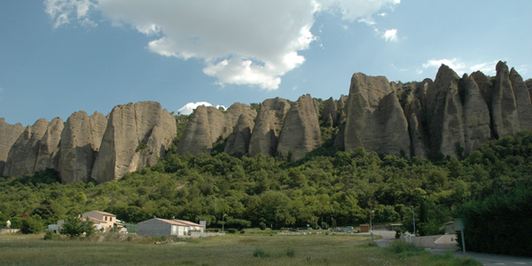 Les Mées - rochers des pénitents