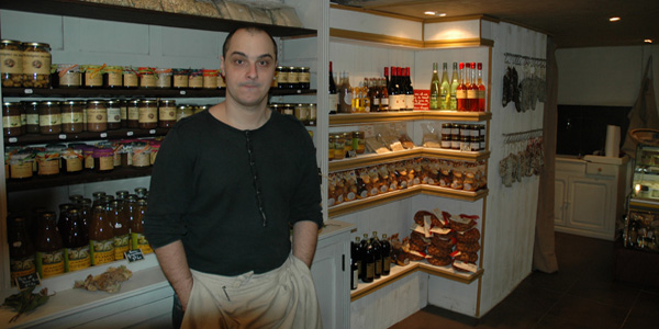 Guillaume de l'épicerie La Biasse à Lyon