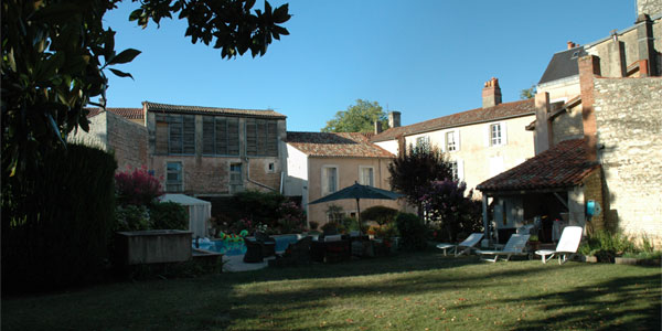 logis de la clef de bois - le jardin