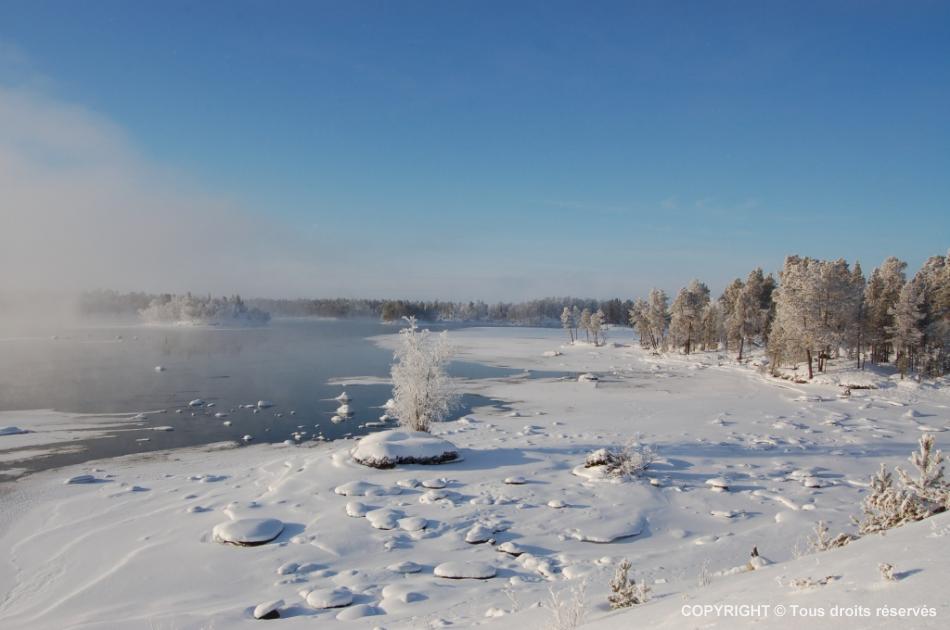 Evasion et découverte en Laponie – Circuit Motoneige