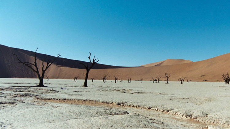 La Namibie et les dunes rouges