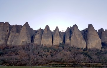 Les pénitents des Mées en Provence