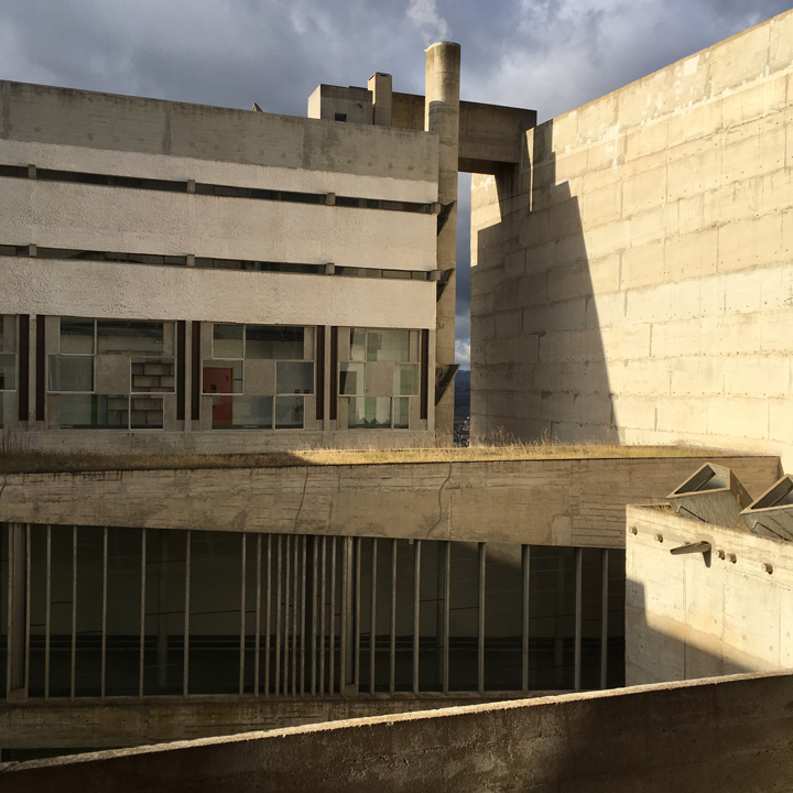 LEE UFAN chez Le Corbusier au couvent de la Tourette