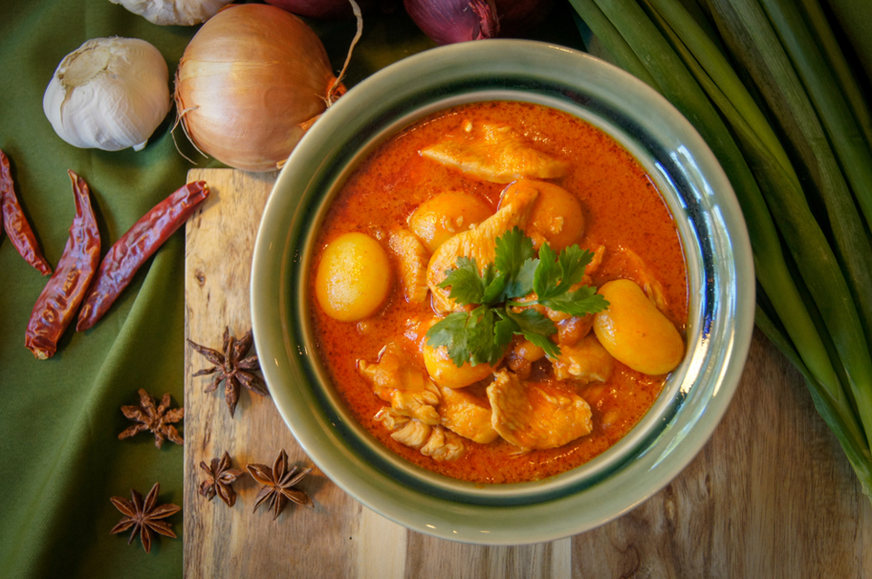 Gourmandises Thailande - les plats emblématiques : le Massaman Curry