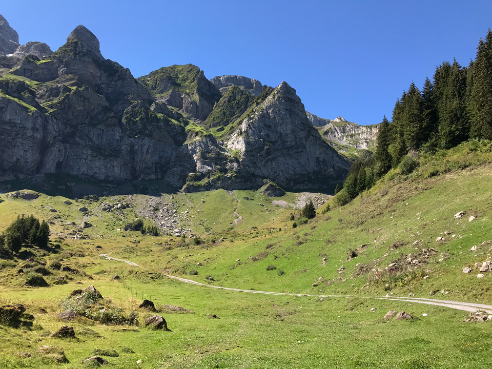 Escapade en Suisse Romande : Champery et le plateau de Barme