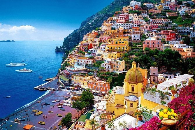 Jean Gaches - Croisière en méditerranée : le port d'Amalfi