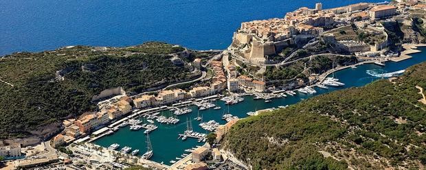 Jean Gaches - Croisière en méditerranée : Le port de Bonifaccio