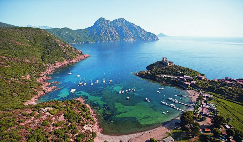 Les croisières de Jean - La Corse avec le Ten Ten - Le golfe de Girolata en Corse